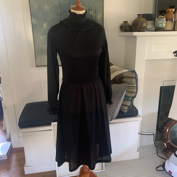 Vicky Vaughn Black Ruffled Neck Dress - Picture 2 of 14